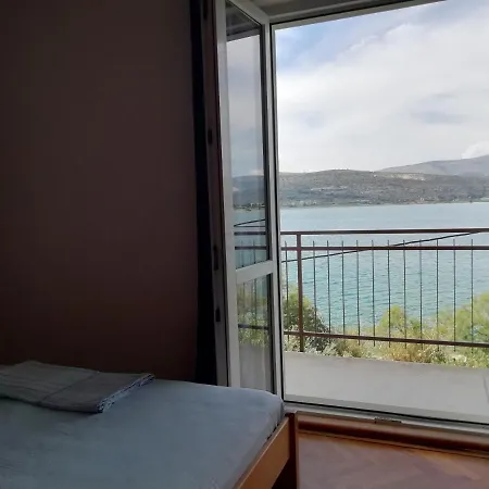 Ante 아파트 트로기르