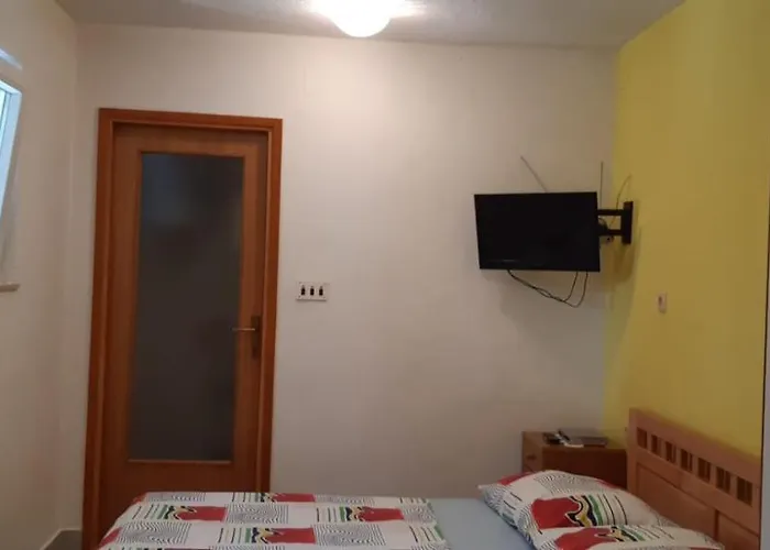 Διαμέρισμα Ante Τρογκίρ