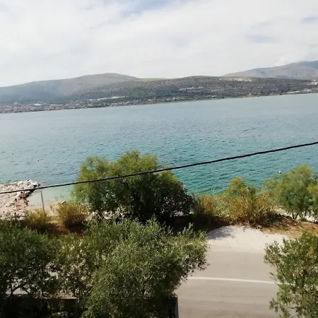 Ante Διαμέρισμα *