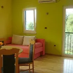 Ante Apartment